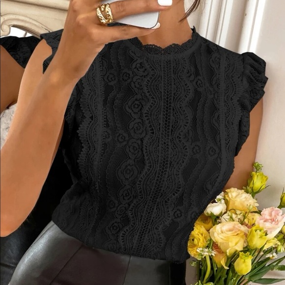 Black butterfly sleeve lace blouse - Picture 6 of 12